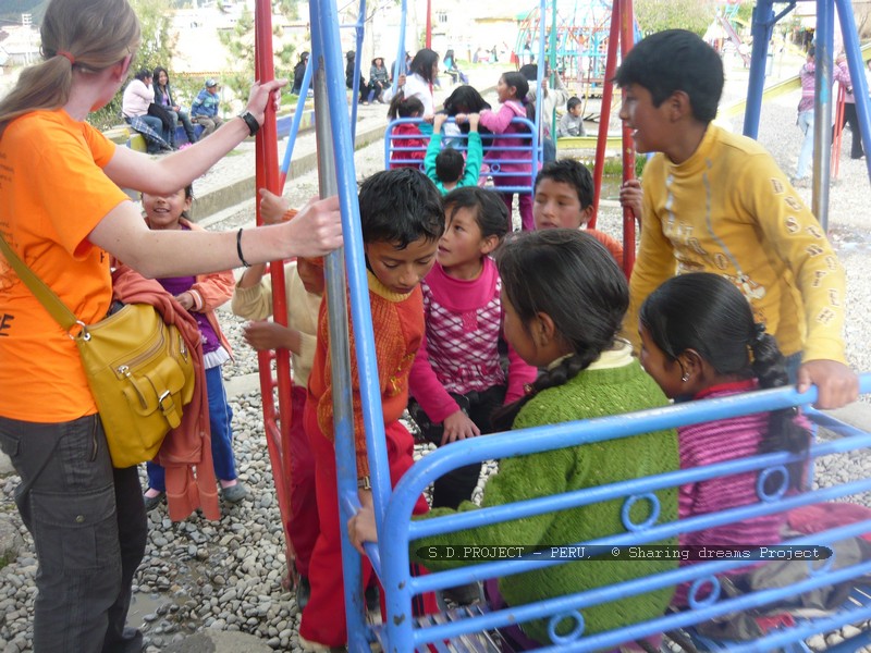 Project with children proeject sharing dreams peru 027 tn copia